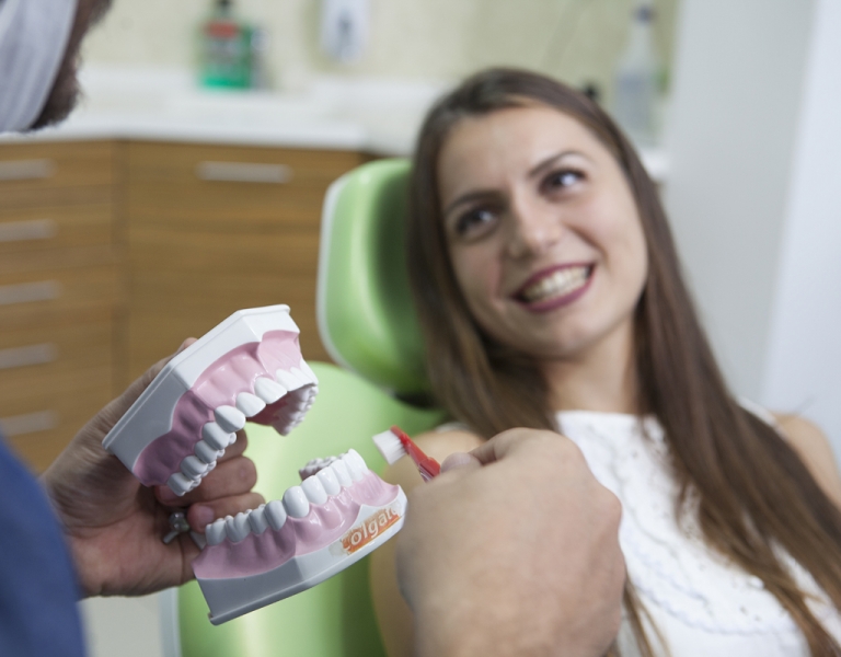 Gülümseyin, Hospitadent'desiniz!